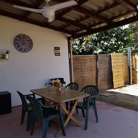 Casa vacanze Villa, Maison Bord De Climatisée