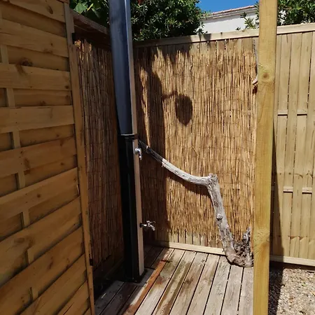 Villa, Maison Bord De Climatisée