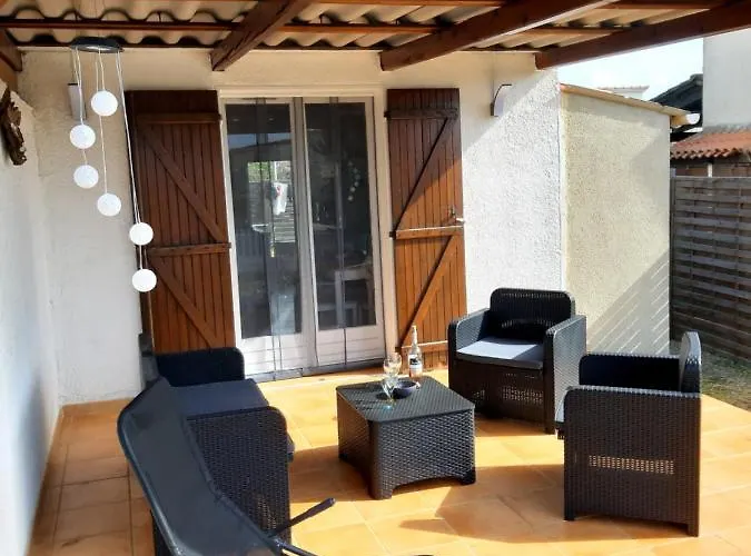 Villa, Maison Bord De Climatisee Vakantiehuis