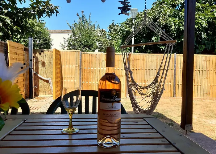 Villa, Maison Bord De Climatisee Vakantiehuis